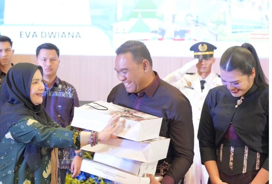 Wali Kota Eva Dwiana Hadiri Pisah Sambut Kapolresta Bandarlampung