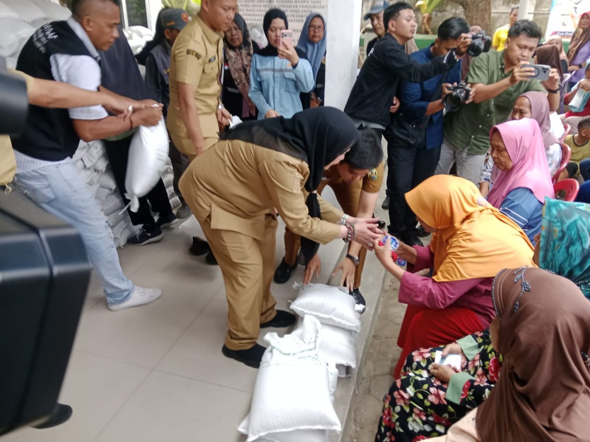 Pemkot Bandarlampung Mulai  Salurkan Beras Bantuan Pusat untuk 84 Ribu KK