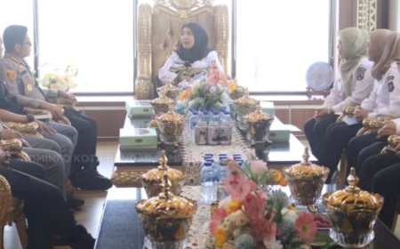 Wali Kota Eva Dwiana Bertemu Kapolresta, Bahas Keamanan Bandarlampung