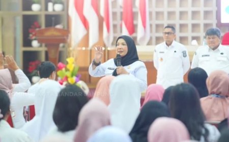 Wali Kota Eva Dwiana Minta Kepala Sekolah Tingkatkan Kualitas Pendidikan