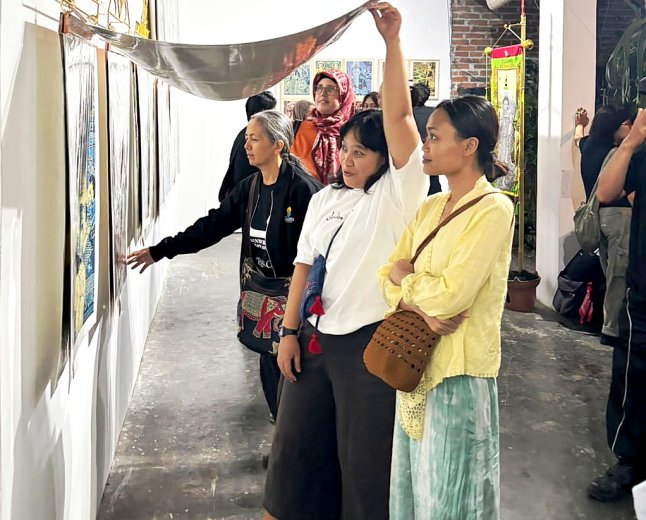 Membedah Sisi Spiritual dan Otokritik Sosok 'Sri' dalam Pameran Tunggal Cak Ucup di SURVIVE!Garage
