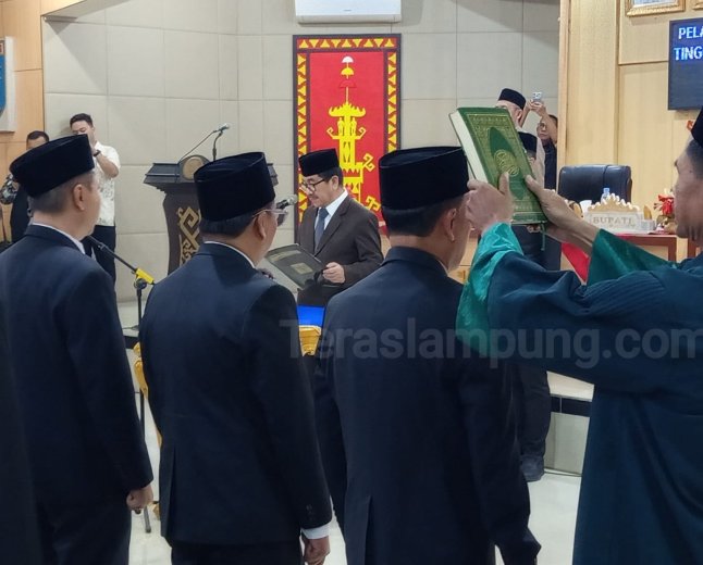 16 Pejabat Eselon II Lampung Utara Tukar Posisi