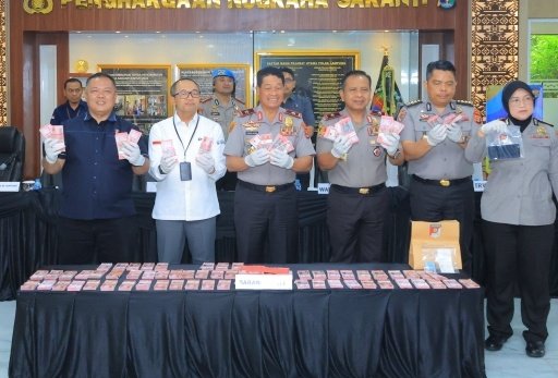 Polda Lampung Sita Uang Palsu Rp980 Juta di Pelabuhan Bakauheni