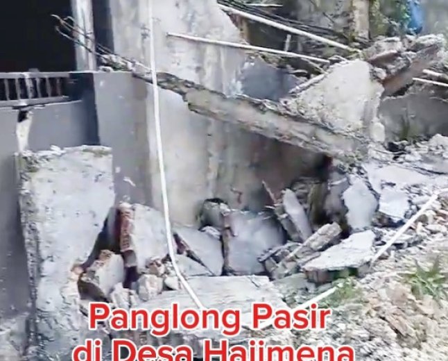 Longsoran Pasir Robohkan Tembok, Warga Hajimena Resah