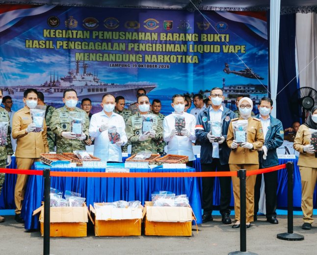 TNI AL Musnahkan 4.364 Cartridge Vape Mengandung Narkotika Senilai Rp 34,9 Miliar di Lampung