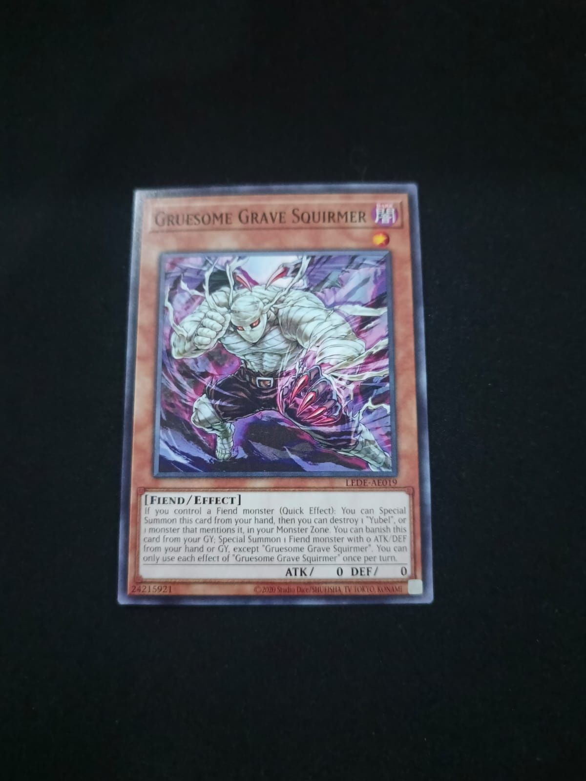 LEDE-AE019 Gruesome Grave Squirmer Common