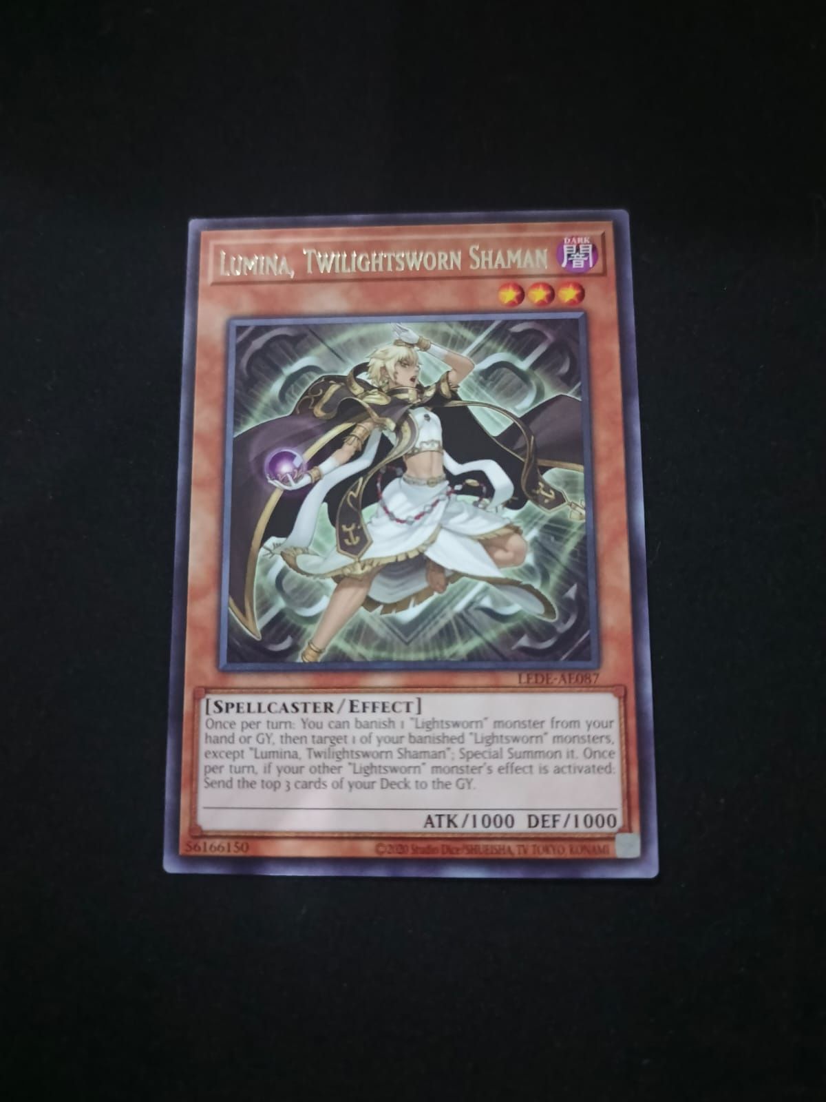 LEDE-AE087 Lumina, Twilightsworn Shaman Rare