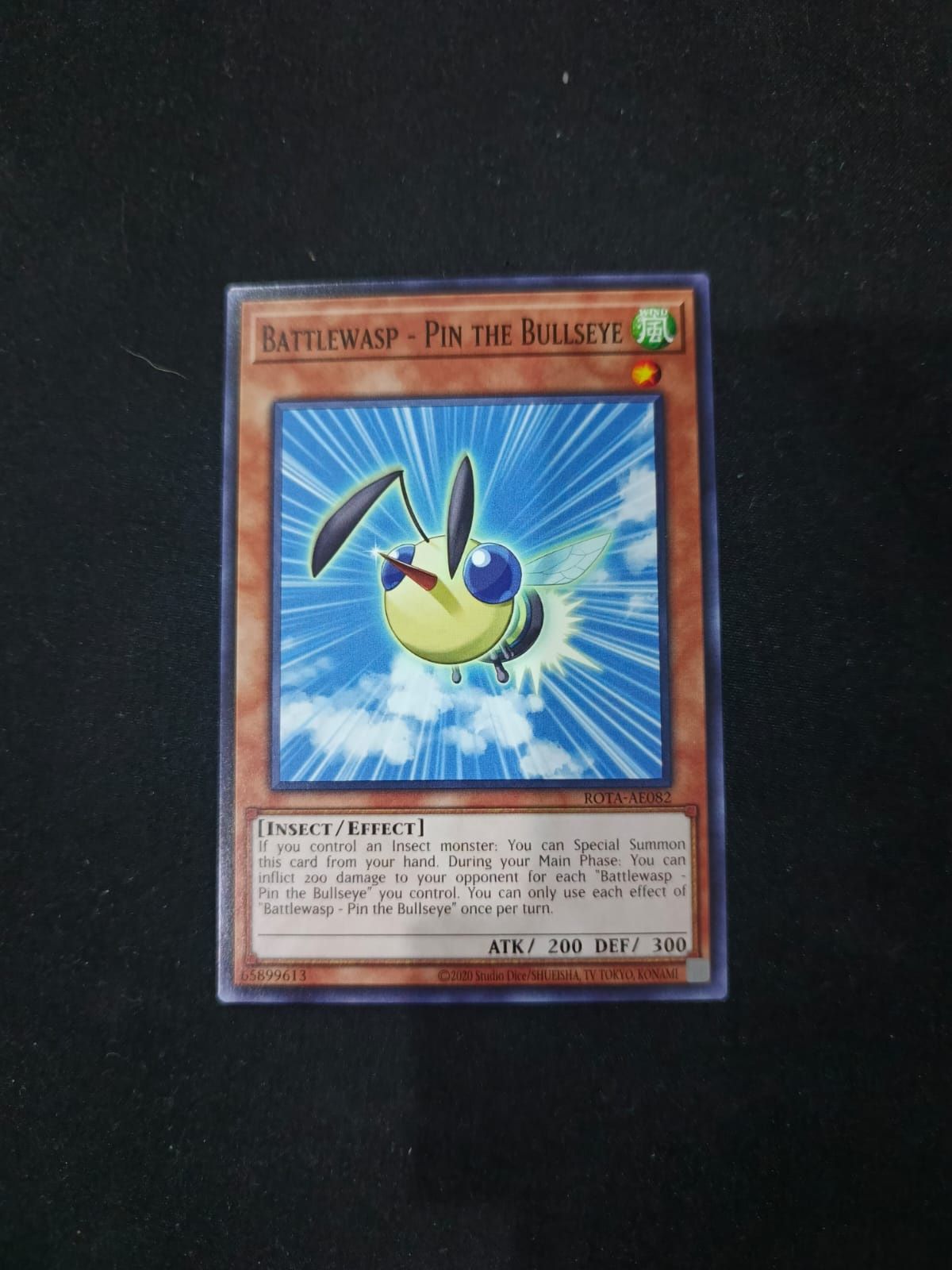 ROTA-AE082 Battlewasp - Pin the Bullseye Common