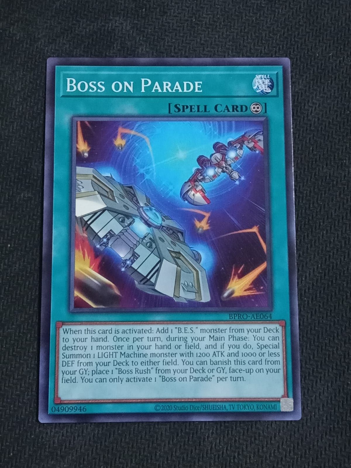 BPRO-AE064 Boss on Parade Common