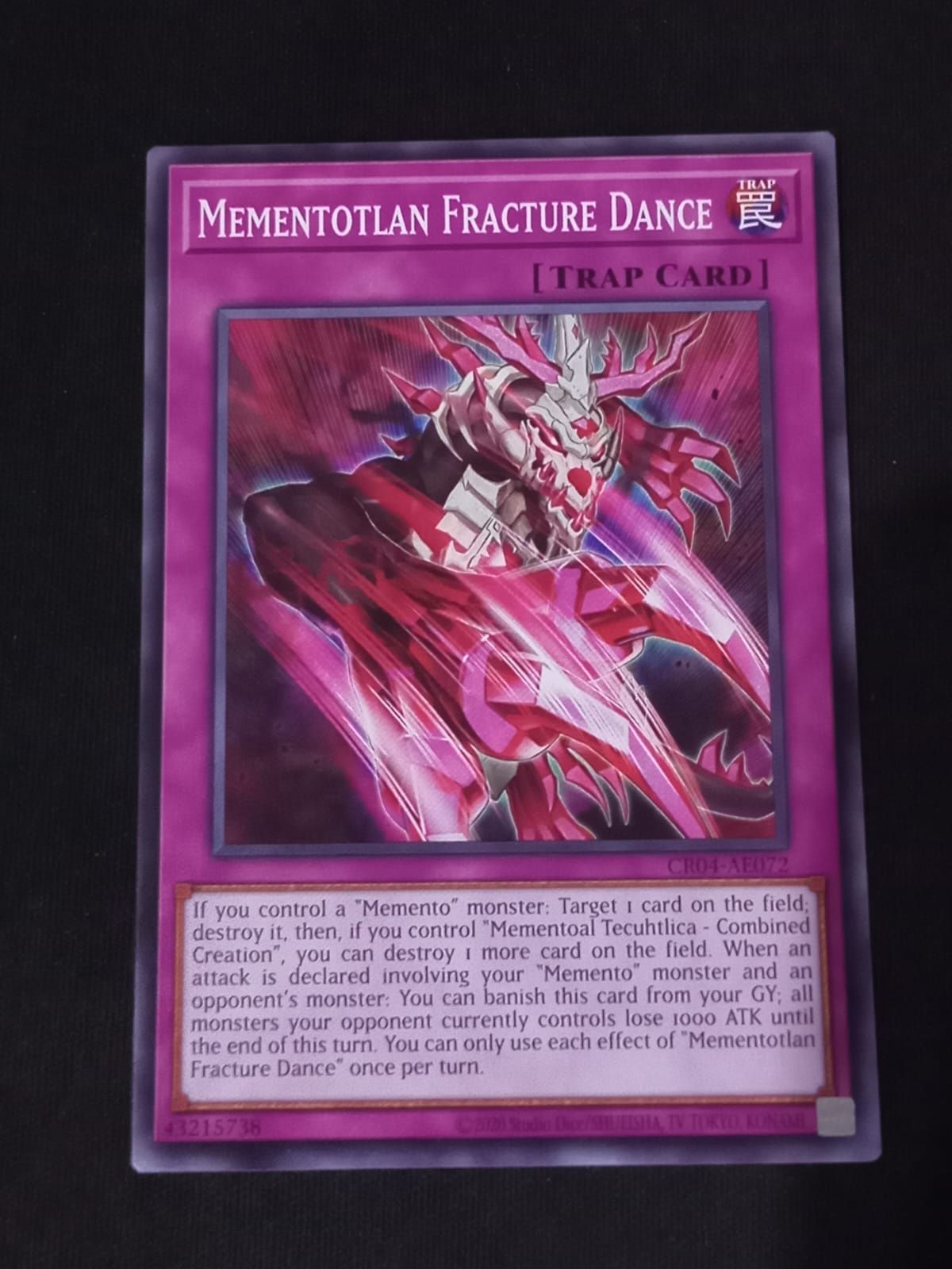 CR04-AE072 Mementotlan Fracture Dance Common