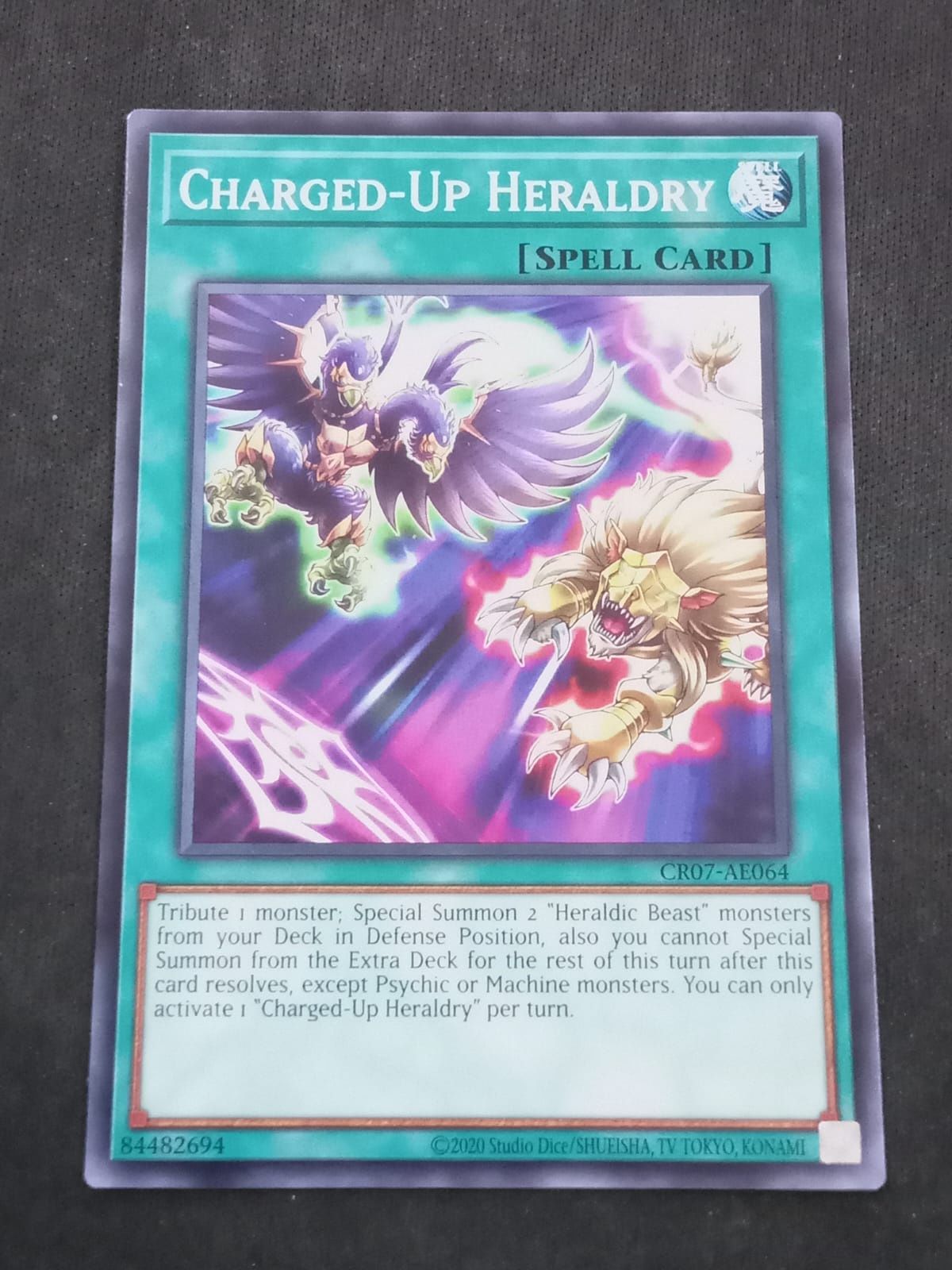CR07-AE064 Charged-Up Heraldry Common