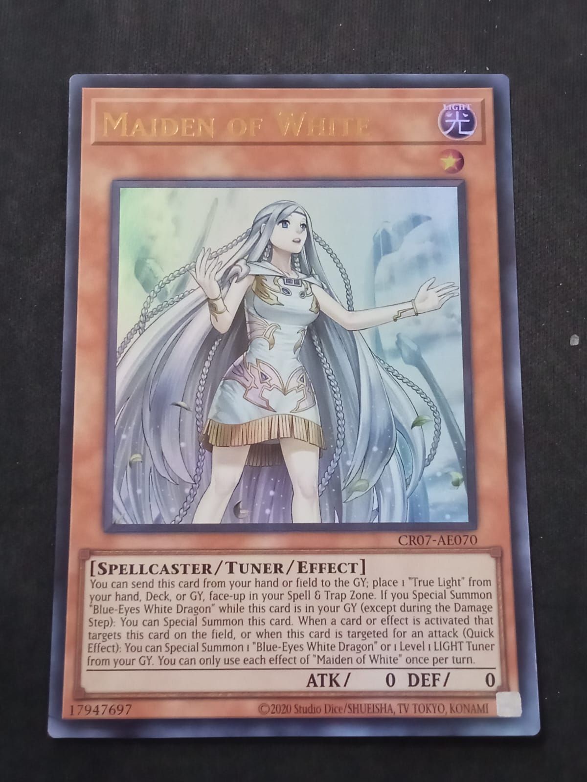 CR07-AE070 Maiden of White Ultra Rare