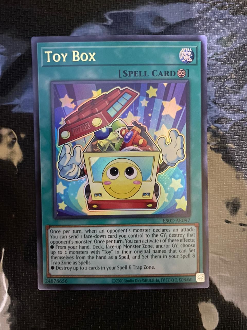 ES02-AE097 Toy Box Ultra Rare
