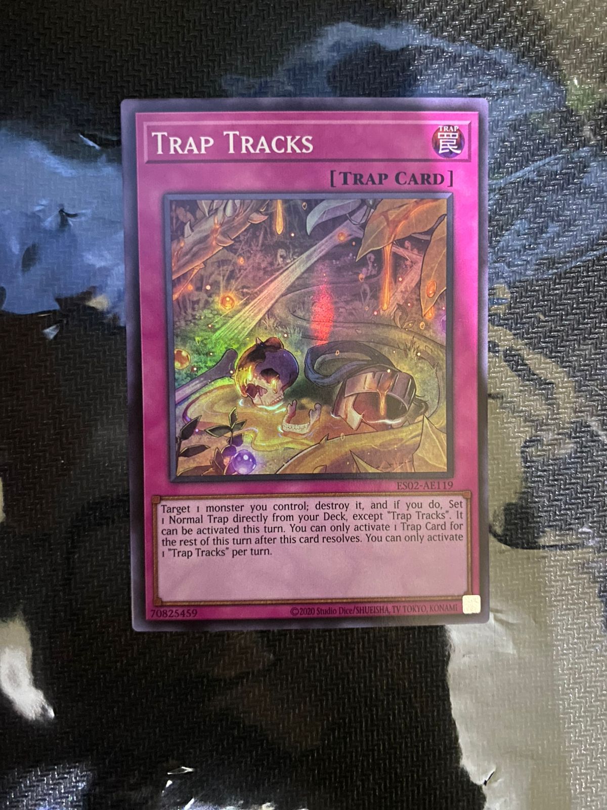ES02-AE119 Trap Tracks Super Rare