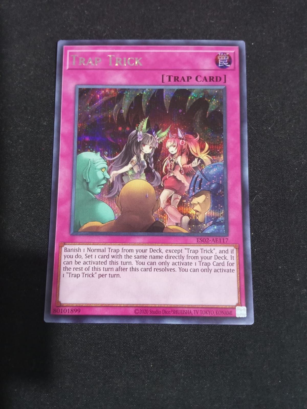 ES02-AE117 Trap Trick Secret Rare