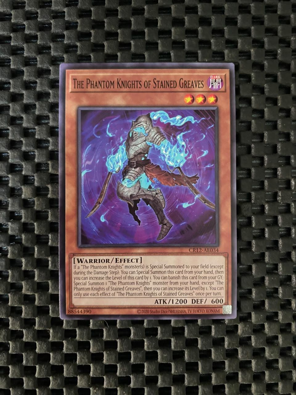 CR12-AE034 The Phantom Knights of Stained Greaves Common