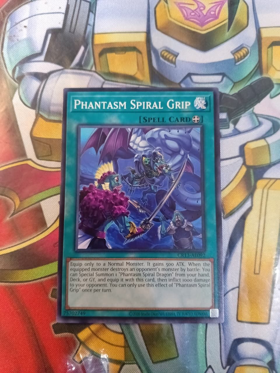 CR13-AE092 Phantasm Spiral Grip Common