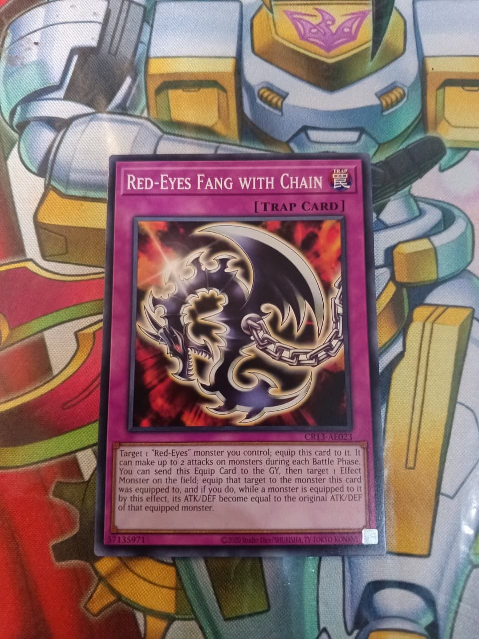 CR13-AE023 Red-Eyes Fang with Chain Common