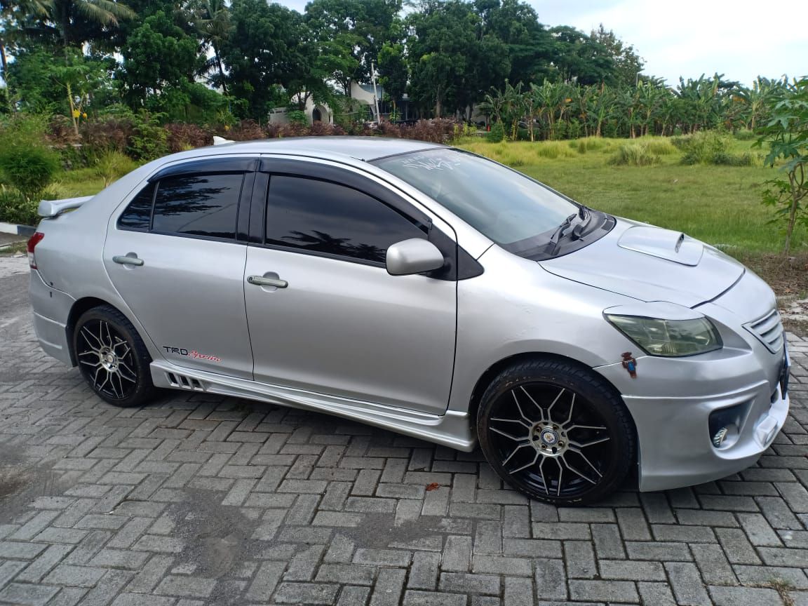 Toyota Vios Limo Gen 2 2008 – Irit, Modif Keren, Siap Pakai