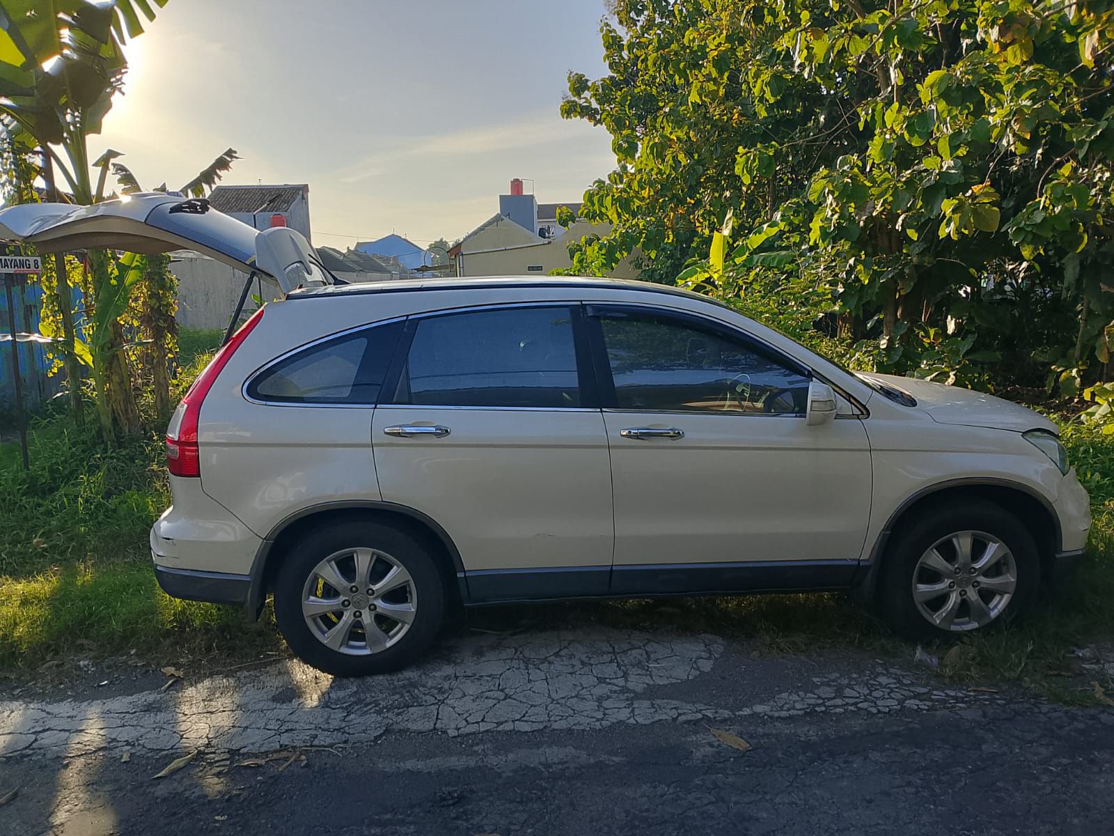 Honda CR-V 2.0 Matic 2012 – Mulus & Nyaman