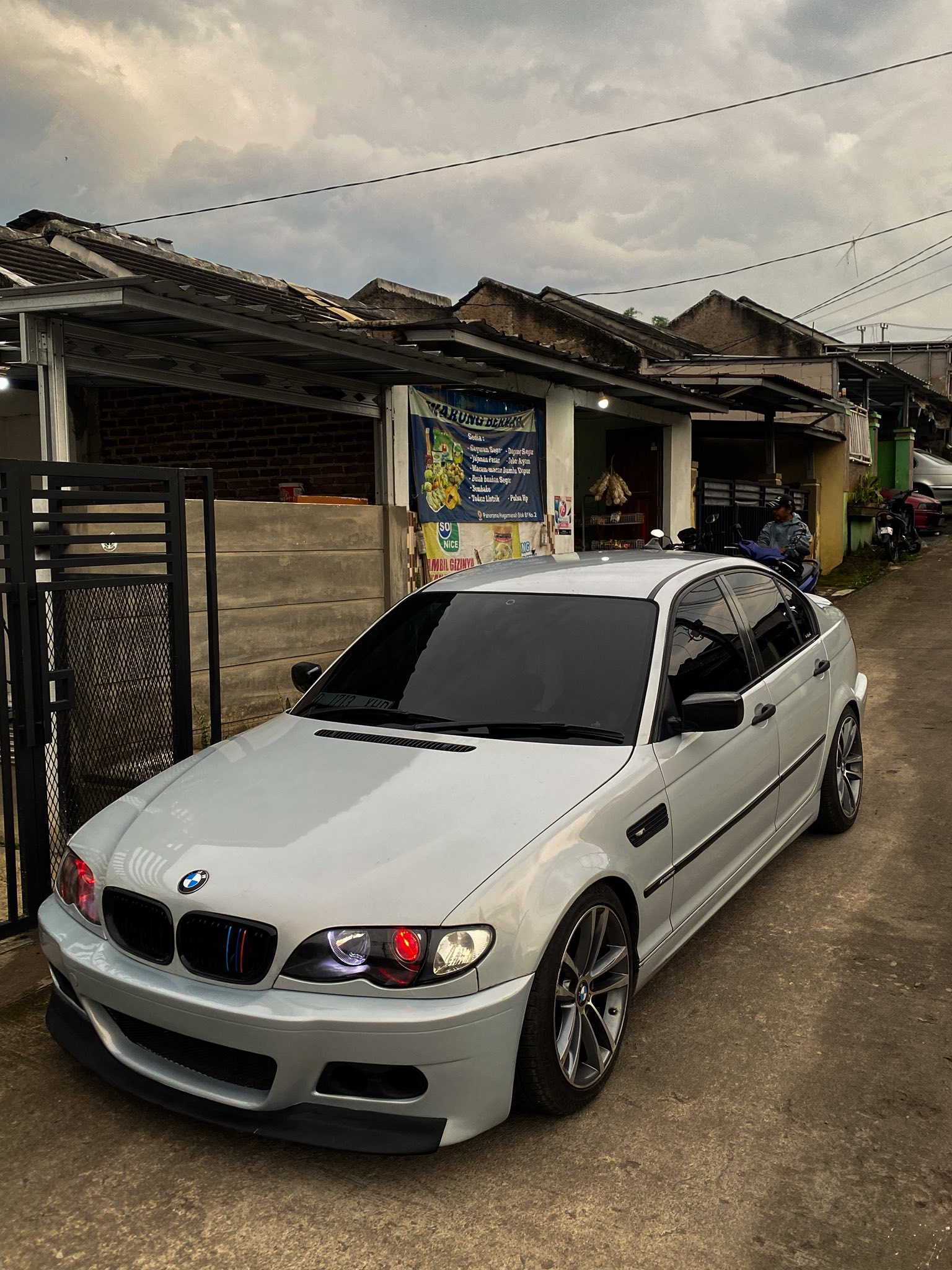 BMW E46 N42 Facelift 2004 – Matic Smooth, Siap Daily & Nongkrong