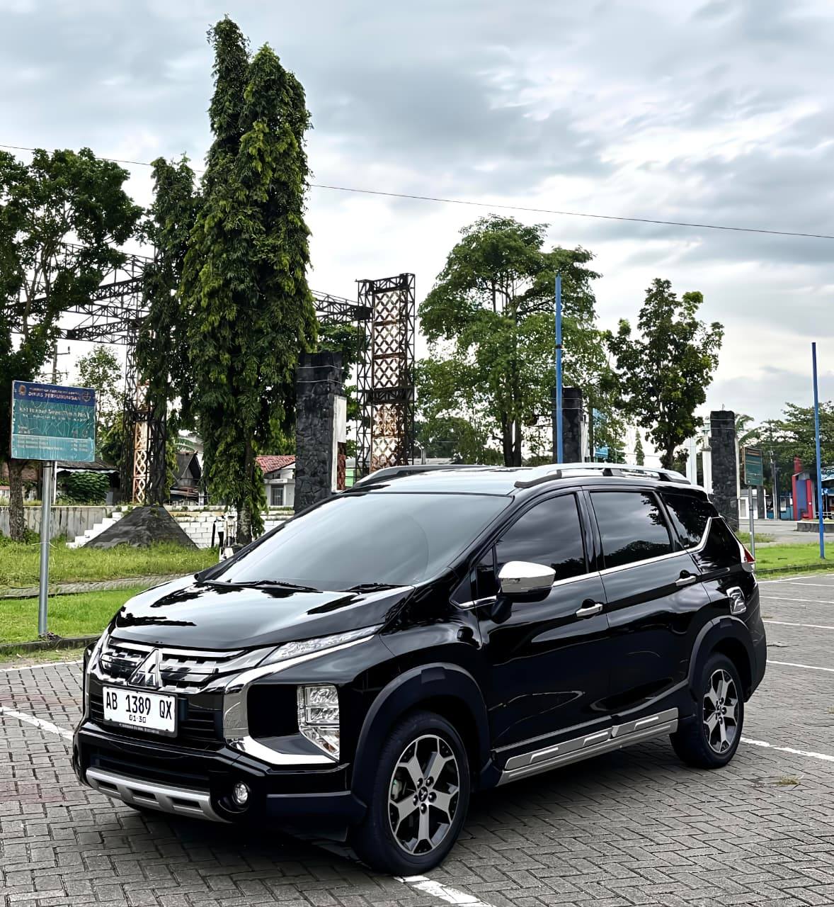 Mitsubishi Xpander Cross 2020 Matic – Tipe Tertinggi, Istimewa & Siap Pakai