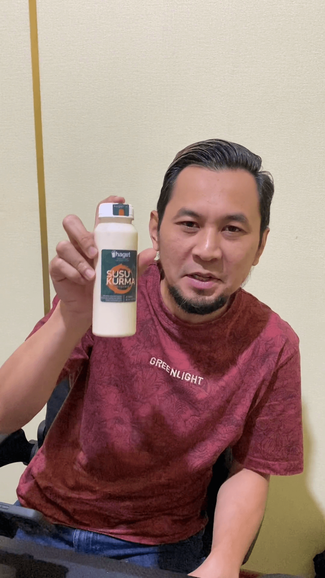 Video testimonial cover